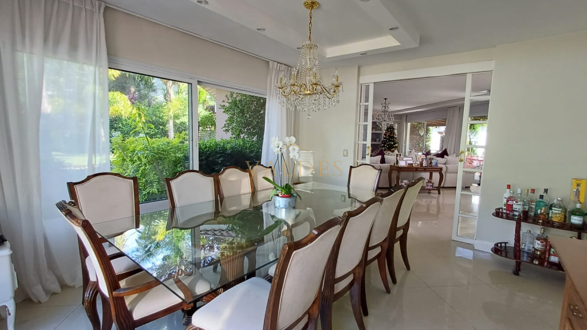 Casa ID.3050 - Casa en vente en Alborada , Punta del este , Barrio privado