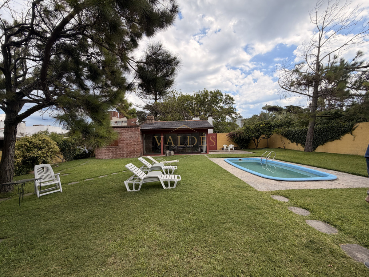 Casa ID.4972 - Vende hermosa casa en san rafael , cerca del mar, Punta del Este