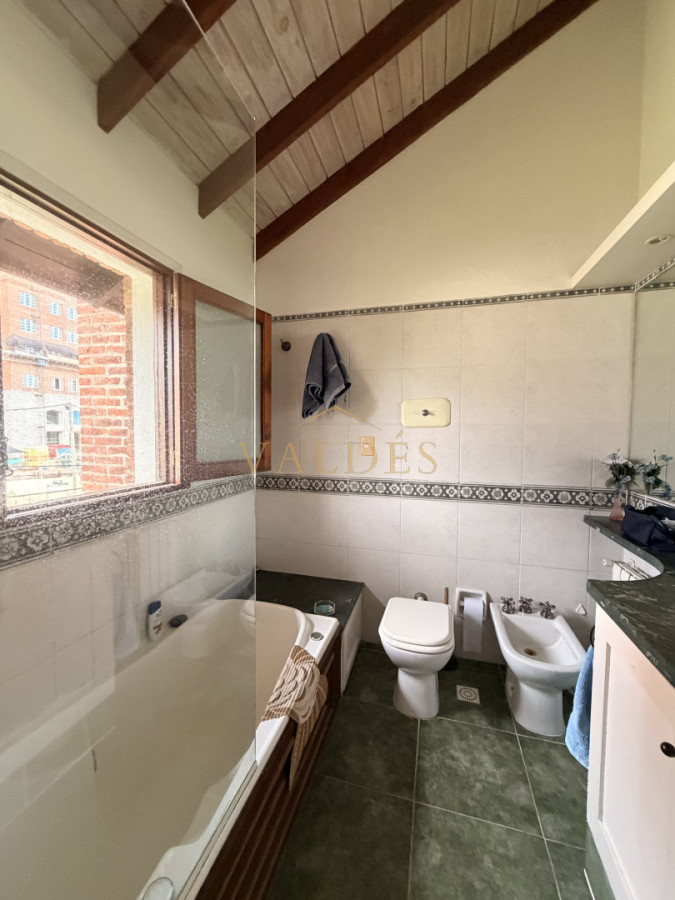 Casa ID.4972 - Vende hermosa casa en san rafael , cerca del mar, Punta del Este