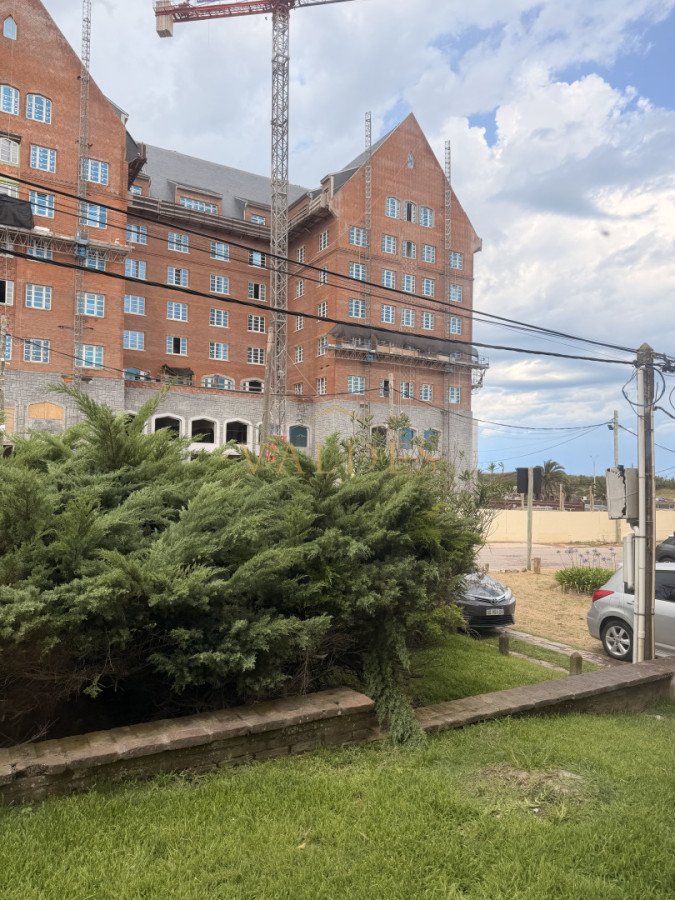 Casa ID.4972 - Vende hermosa casa en san rafael , cerca del mar, Punta del Este