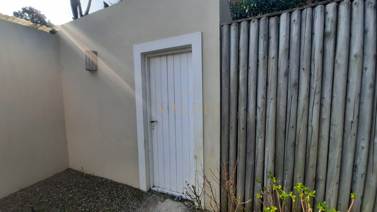 Casa ID.4815 - Exclusiva casa de 4 dormitorios con piscina en Punta del Este en venta