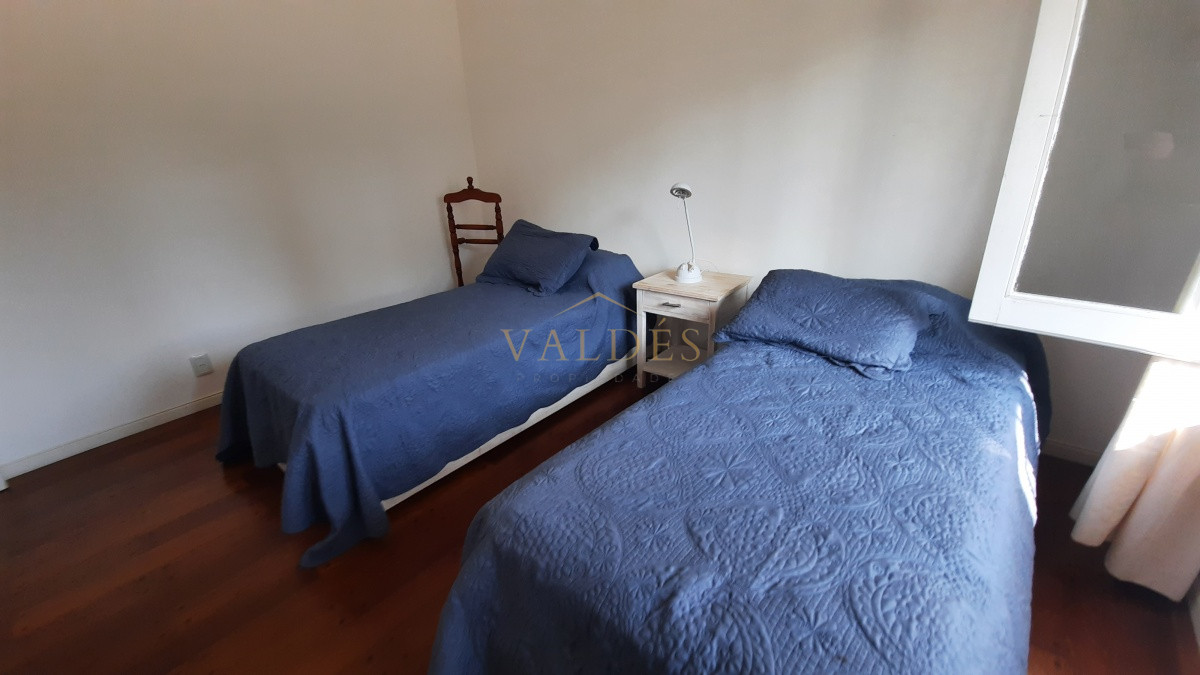 Casa ID.4815 - Exclusiva casa de 4 dormitorios con piscina en Punta del Este en venta