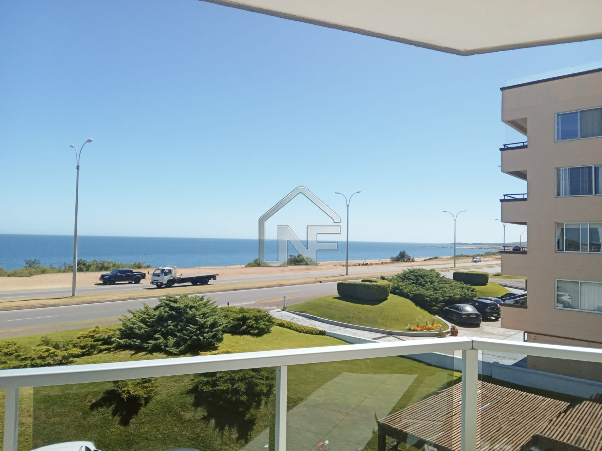 Apartamento ID.86 - Apartamento en venta de 3 dormitorios en Punta del Este