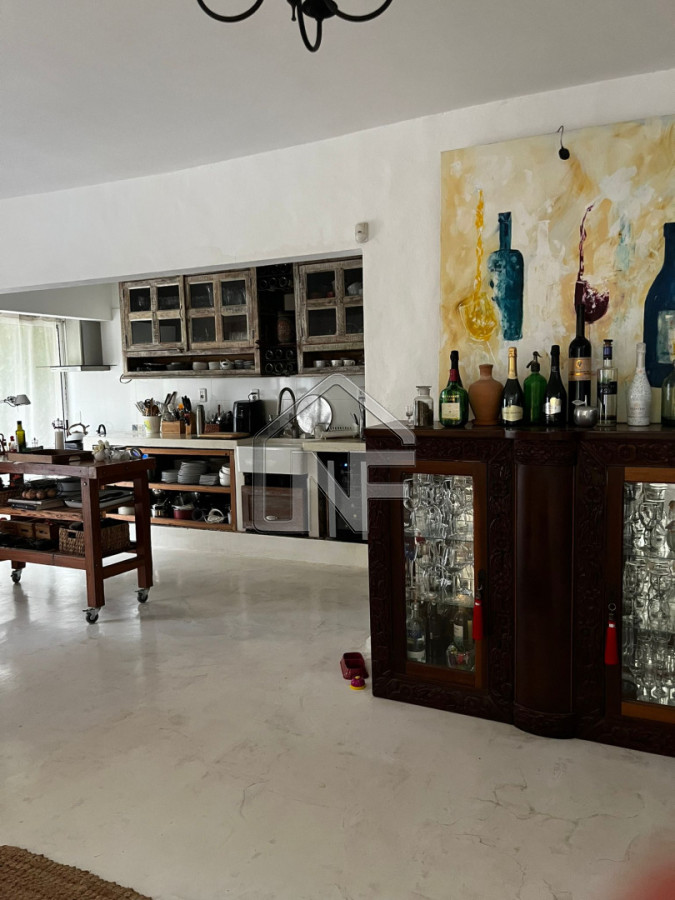 Casa ID.255 - Casa a la venta 3 dormitorios en Punta del Este Rincon del indio