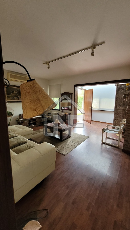 Casa ID.27 - Casa de 3 dormitorios en Barrio Cantegril en venta, excelente ubicación 