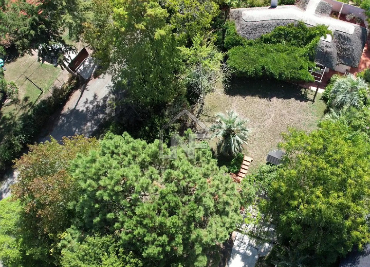Casa ID.84 - En venta casa de 1 dormitorio con dependencia en Cantegril