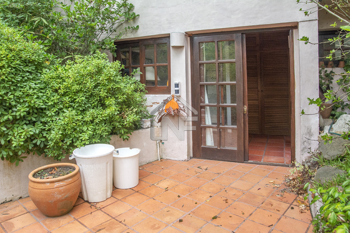Casa ID.84 - En venta casa de 1 dormitorio con dependencia en Cantegril