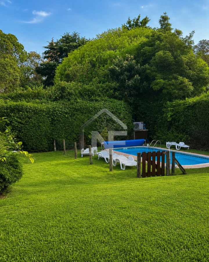 Casa ID.256 - Casa en venta en Pinares - Punta del Este de 3 dormitorios en zona muy residencial y tranquila