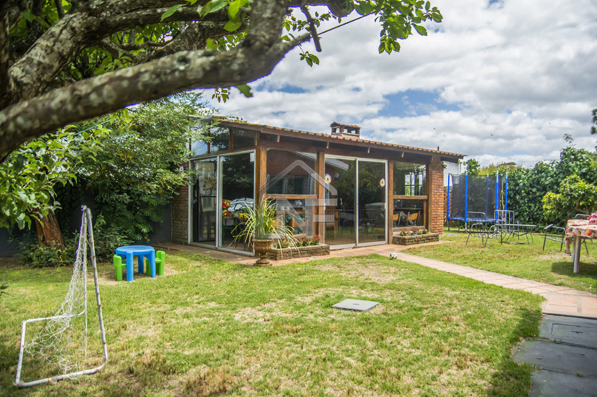 Casa ID.10 - Muy linda casa en venta, ideal para vivir todo el año!!!!