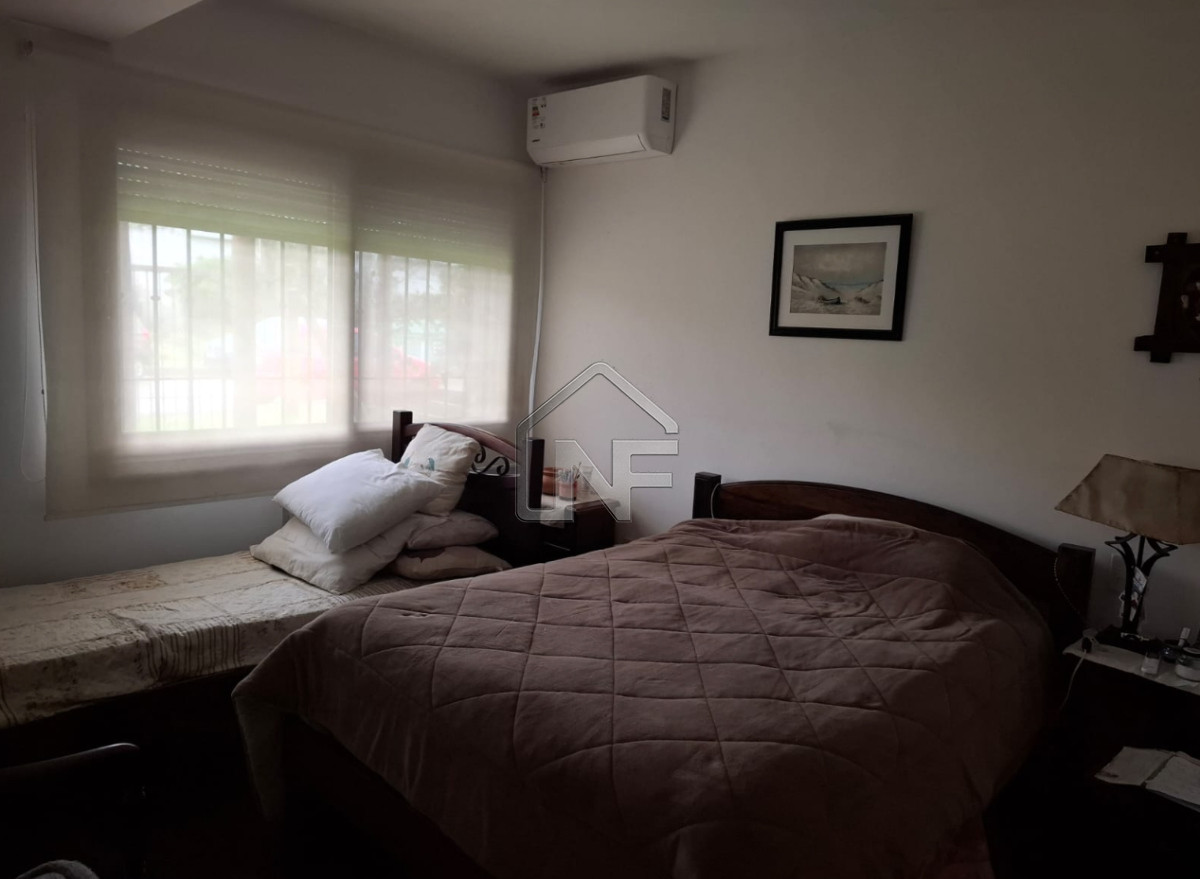 Casa ID.27 - Casa de 3 dormitorios en Barrio Cantegril en venta, excelente ubicación 