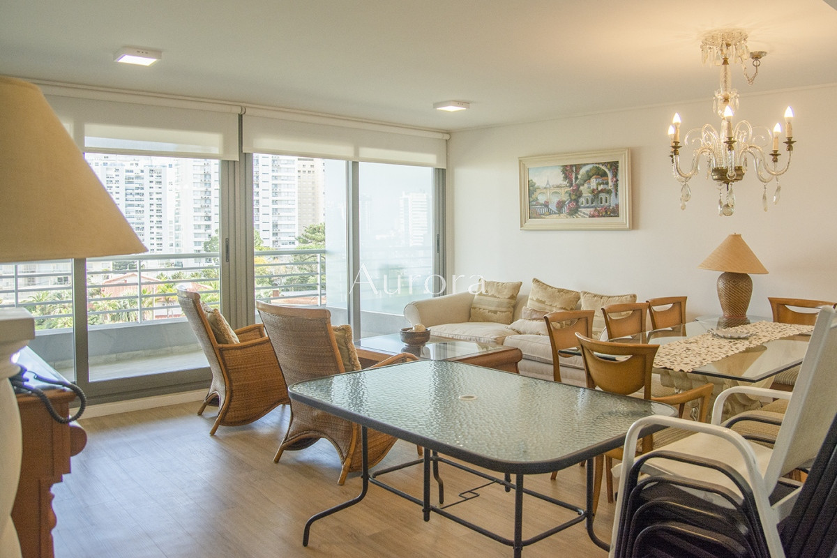 Apartamento ID.17 - Alexander Boulevard.Departamento de 2 dormitorios, en venta y alquiler.