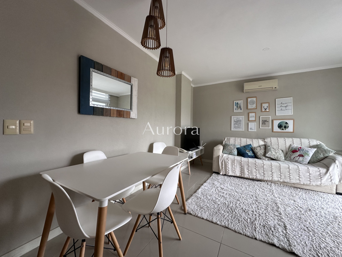 Apartamento ID.8 - Vende apartamento en playa mansa de 1 dormitorio con parrillero, Punta del Este 