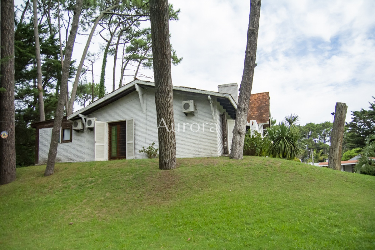 Casa ID.307 - Casa en Venta de 5 dormitorios en San Rafael , Punta del este 
