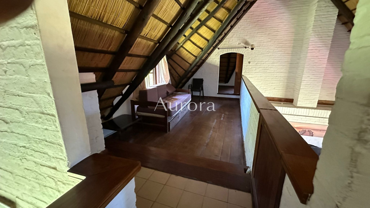 Casa ID.309 - En venta casa en San Rafael, de 4 dormitorios mas dep, con 2 cocheras