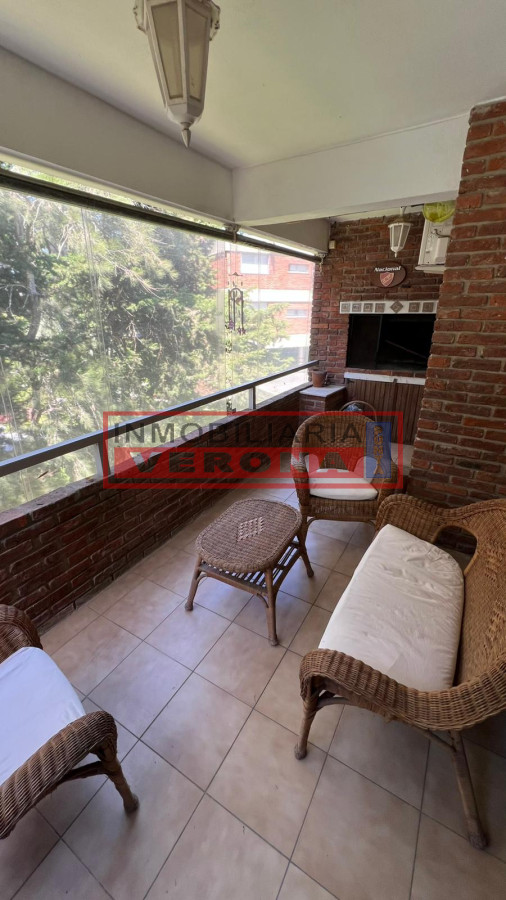 Apartamento en venta  3 dormitorios en Playa Mansa, Punta del Este. - IVP9319A