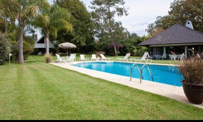 Casa en venta en la zona del Golf.