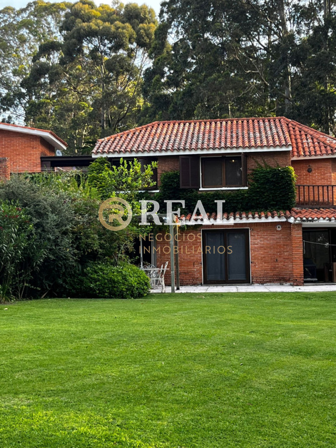 Casa ID.1171 - Casa a la venta 3 dormitorios en Punta del Este Rincon del indio