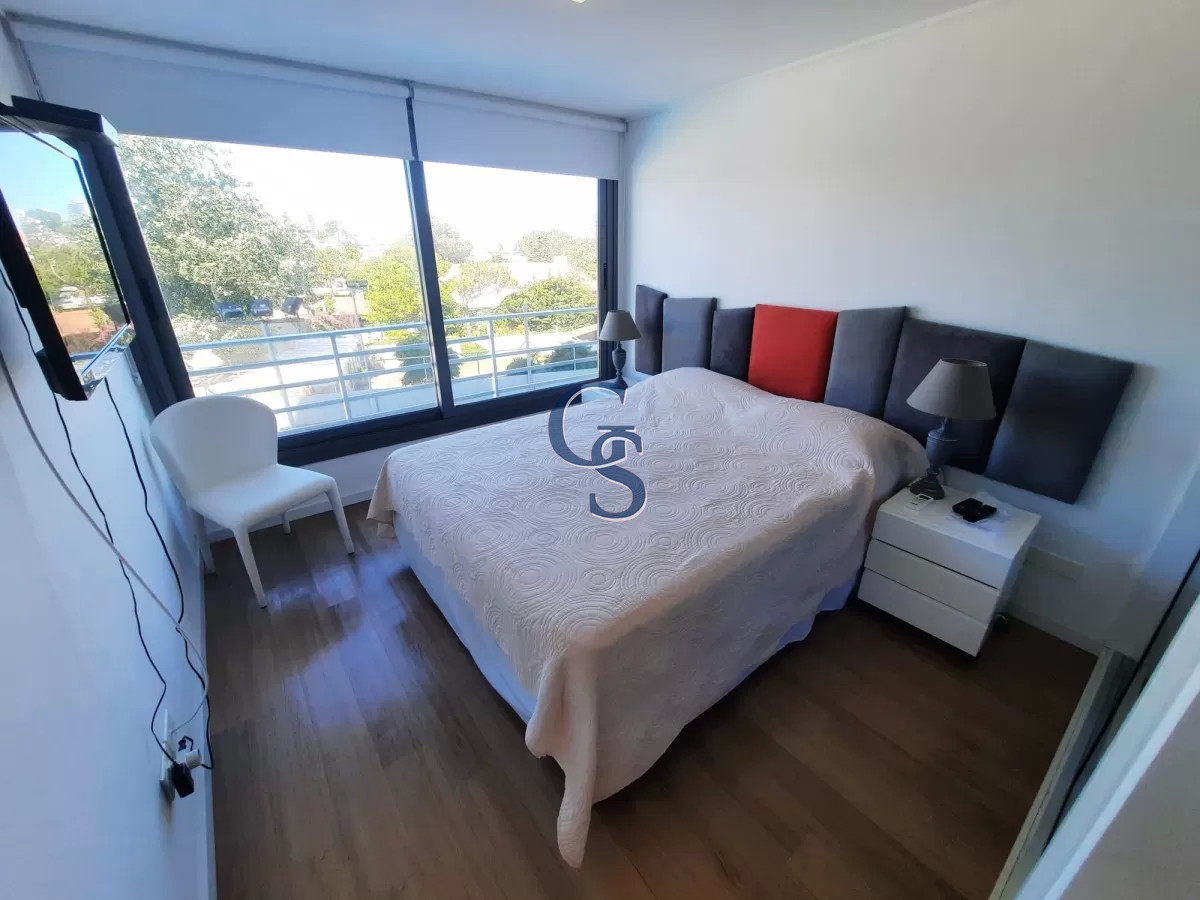 Apartamento ID.299770 - Hermoso Departamento de 2 dormitorios en venta en edificio Alexander Boulevard