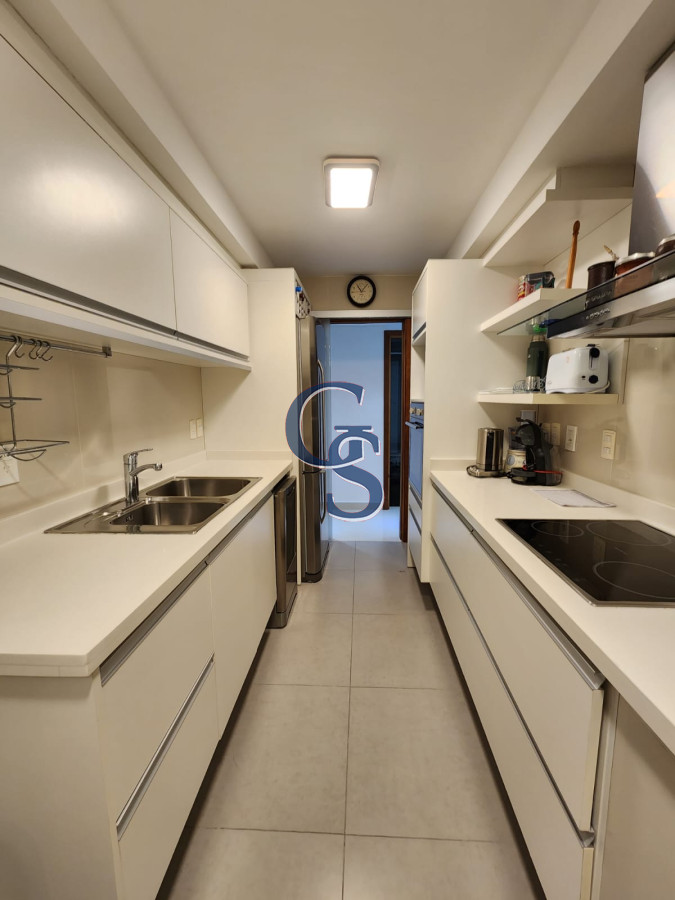 Apartamento ID.299794 - MIAMI BOULEVARD, PUNTA DEL ESTE, PLAYA MANSA, DOS DORMITORIOS , PRIMERAS PARADAS 