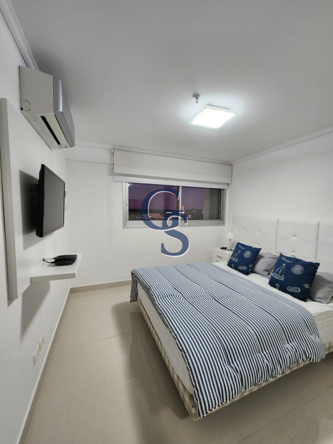 Apartamento ID.299794 - MIAMI BOULEVARD, PUNTA DEL ESTE, PLAYA MANSA, DOS DORMITORIOS , PRIMERAS PARADAS 