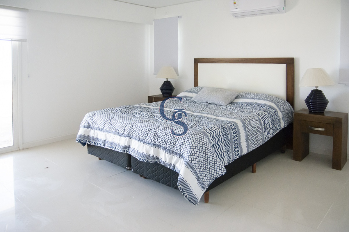 Apartamento ID.299948 - Hermoso Departamento en venta frente al mar