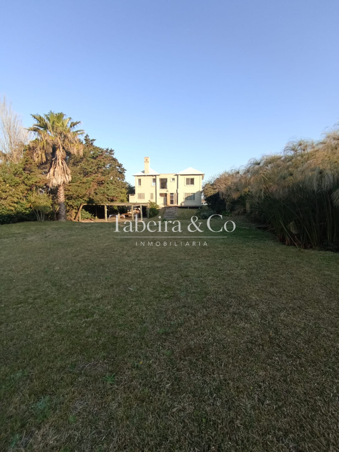Casa ID.111 - Oportunidad imperdible, gran casa en venta