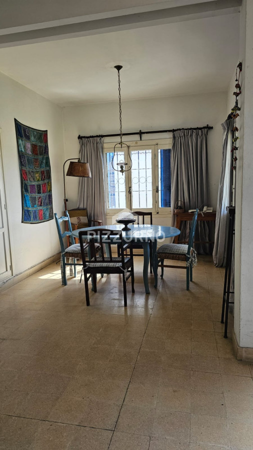 Casa Ref.412 - Importante residencia frente al mar en venta.
