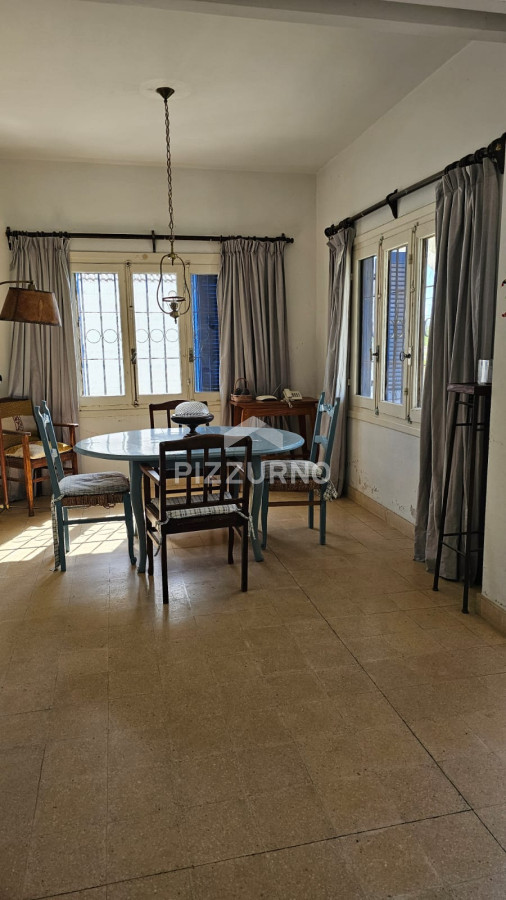 Casa Ref.412 - Importante residencia frente al mar en venta.