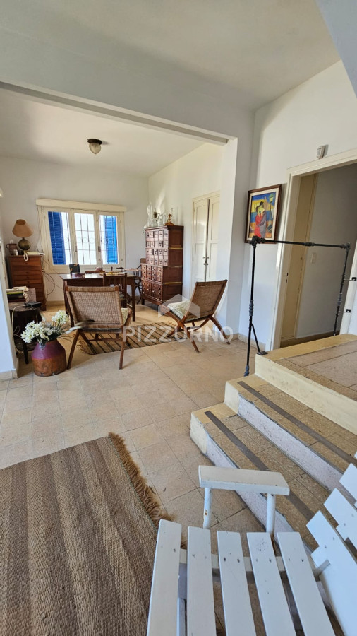 Casa Ref.412 - Importante residencia frente al mar en venta.