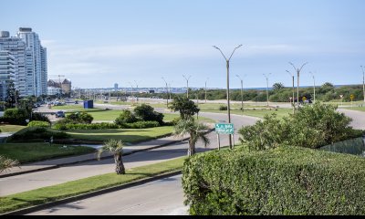 Vende departamento de 3 dormitorios en Ocean Tower, Punta del Este