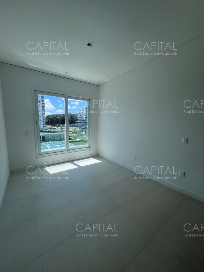 Apartamento ID.39733 - Le Parc IV Punta del EsteDepartamento de 3 dormitorios en venta. Torre Le Parc