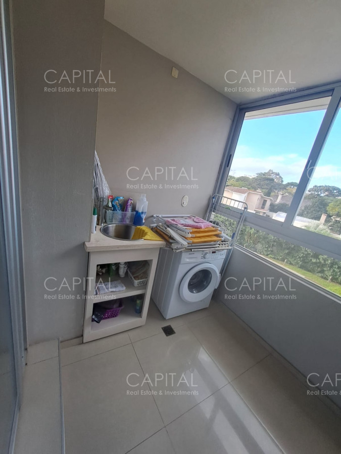 Apartamento ID.39687 - Apartamento en Playa Mansa a la venta 3 Dormitorios con vista