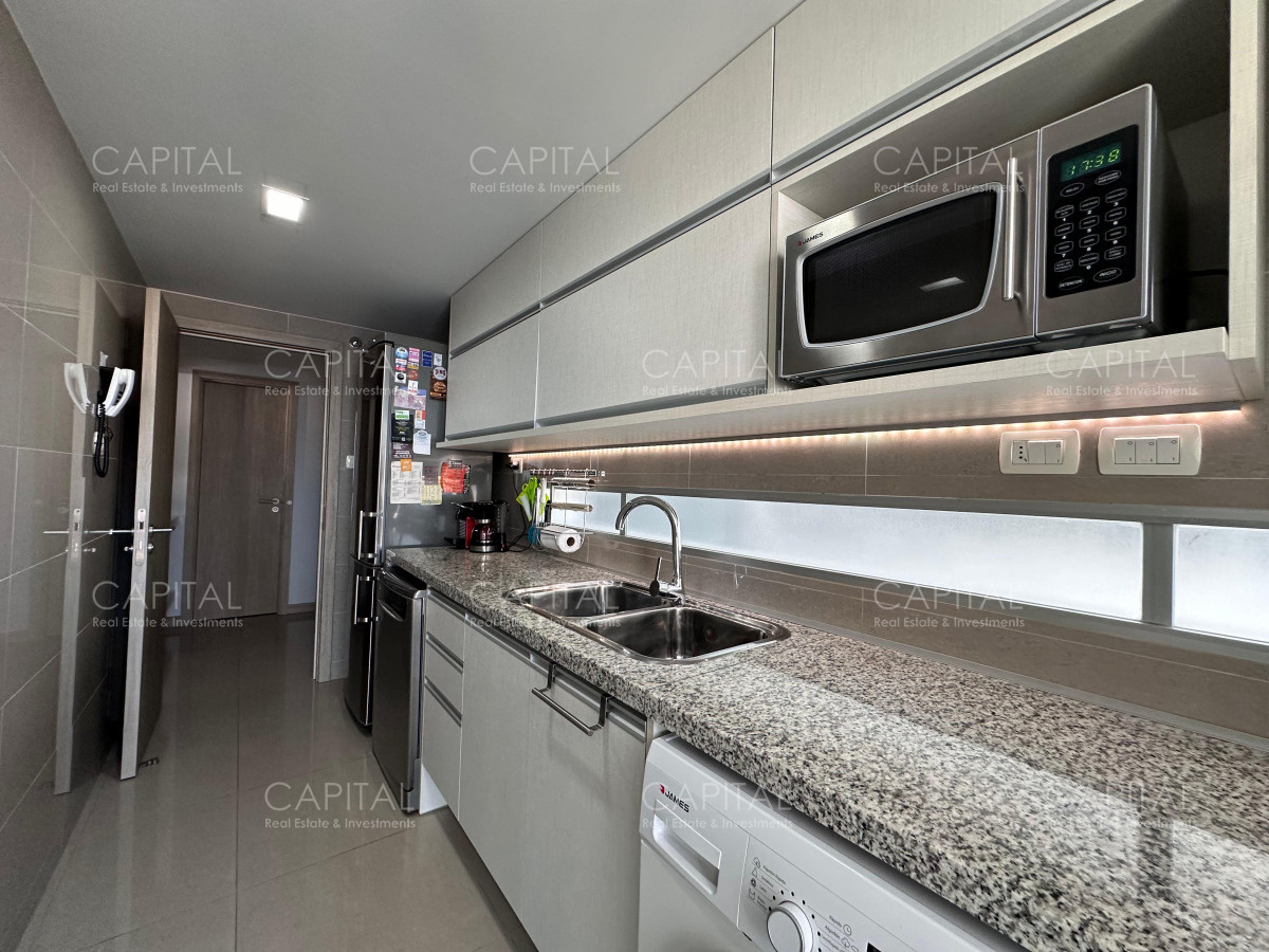 Apartamento ID.38089 - Vende departamento de 2 dormitorios finamente decorado en Torre Onix, Punta del Este