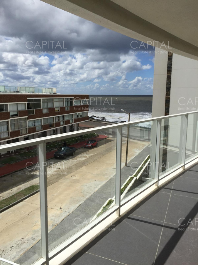 Apartamento ID.36010 - Apartamento de 2 dormitorios en venta en Península a metros del mar