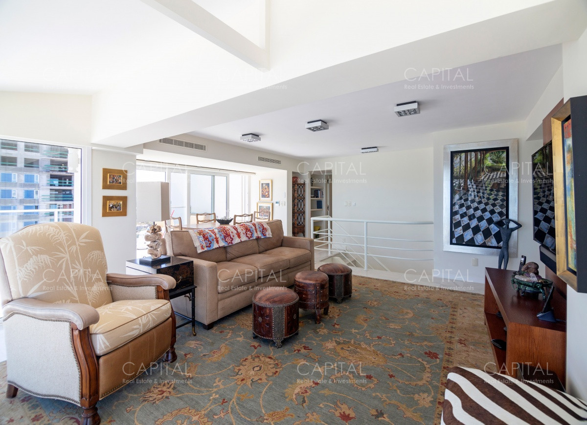 Apartamento ID.32742 - Hermoso Penthouse en piso 17