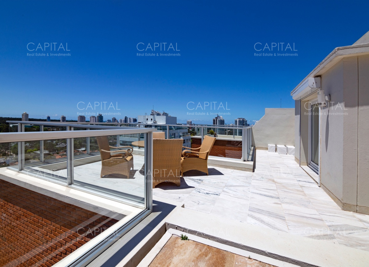 Apartamento ID.32742 - Hermoso Penthouse en piso 17