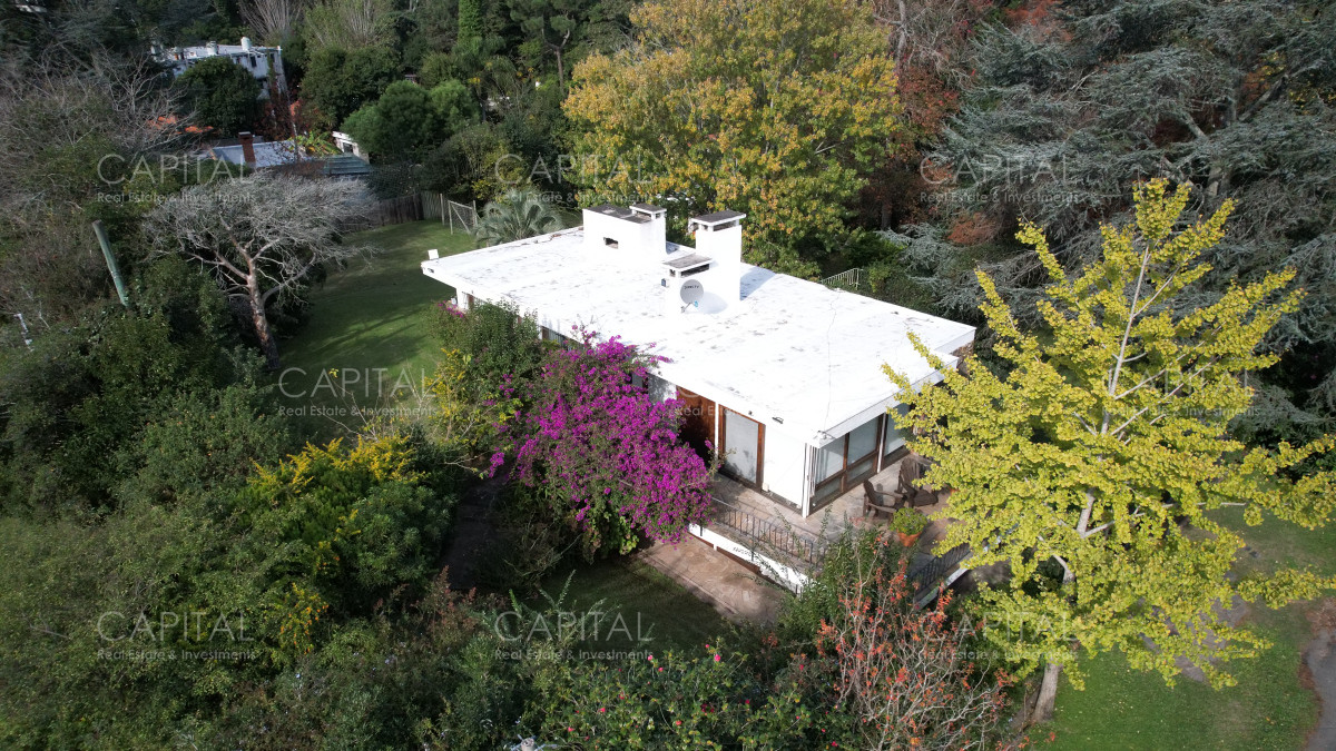 Casa ID.34053 - EXCELENTE OPORTUNIDAD PARA DESARROLLO INMOBILIARIO, PLAYA MANSA, PUNTA DEL ESTE.