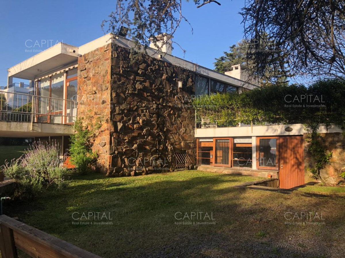 Casa ID.34053 - EXCELENTE OPORTUNIDAD PARA DESARROLLO INMOBILIARIO, PLAYA MANSA, PUNTA DEL ESTE.