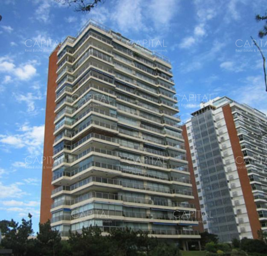 Apartamento ID.32742 - Hermoso Penthouse en piso 17