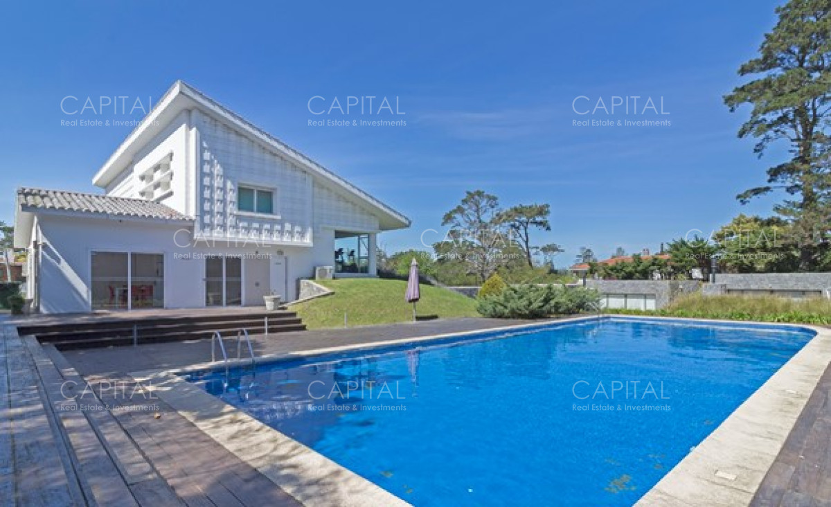 Apartamento ID.36330 - UNIQUE PUNTA DEL ESTE Apartamento en Venta de 1 dormitorio y medio en  Punta del este 