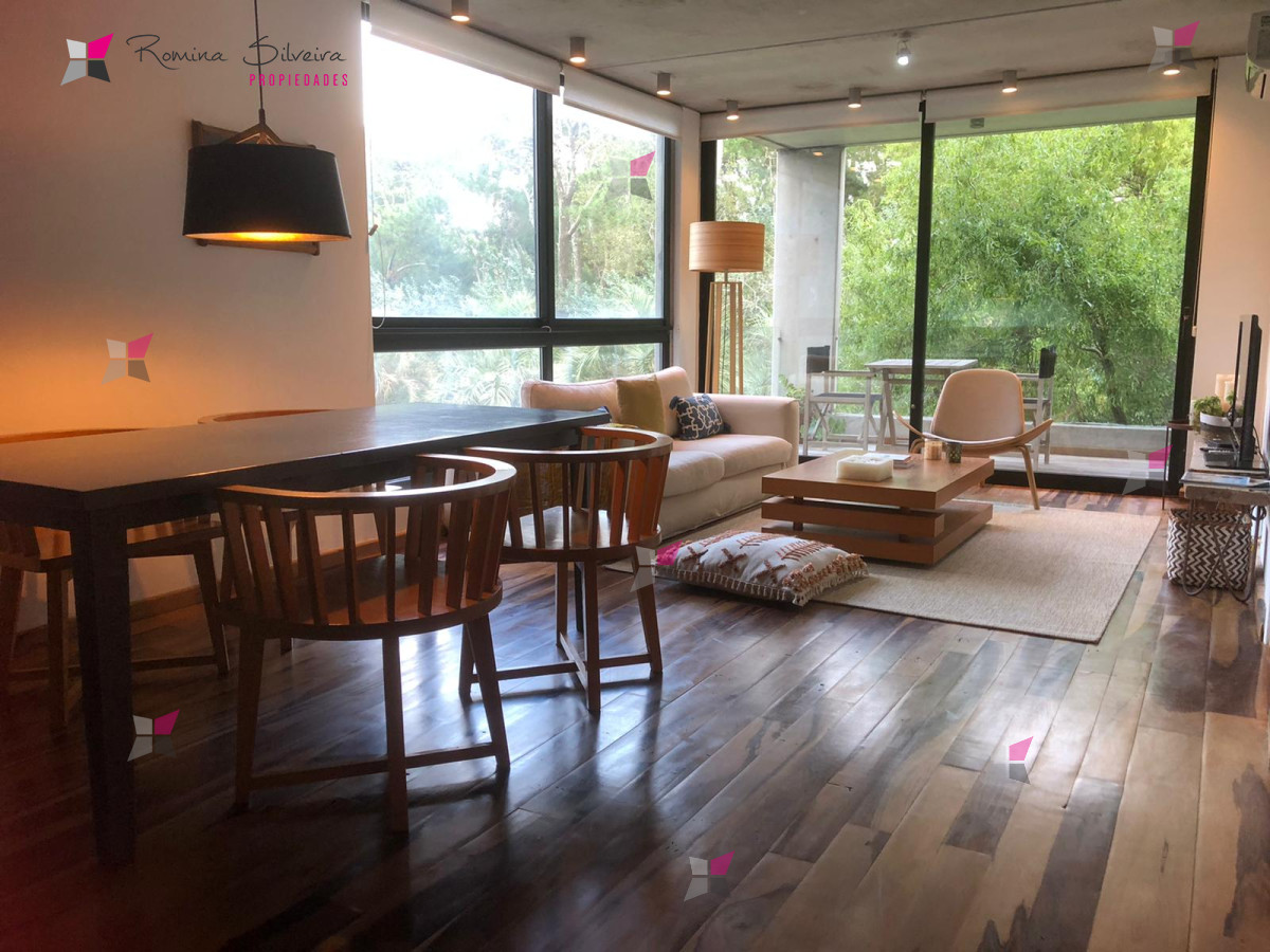 Be House, vende Nicolás De Módena