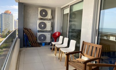 VENTA DE APARTAMENTO DE 2 DORMITORIOS EN BRAVA PUNTA DEL ESTE