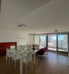 Hermoso Departamento en venta en  Alexander Boulevard. Punta del Este.