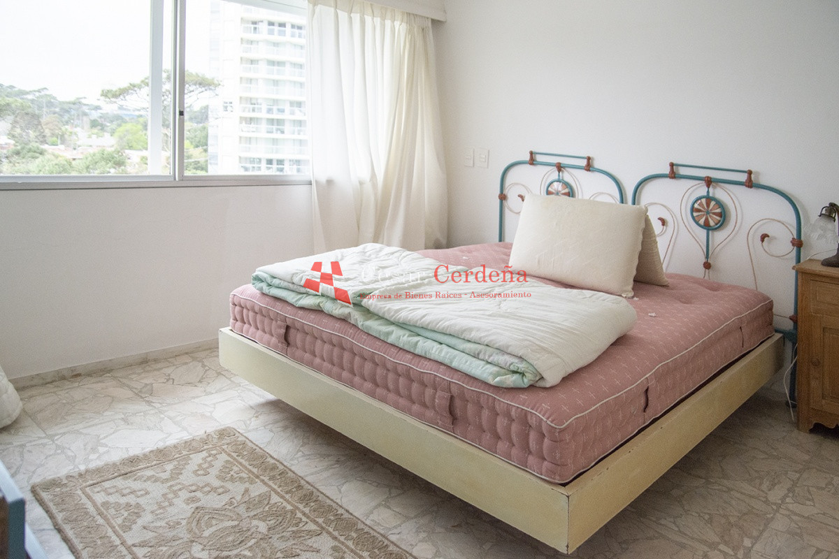 Apartamento ID.1995 - VENTA - Departamento de 3 dormitorios en venta frente al mar, torre emblematica