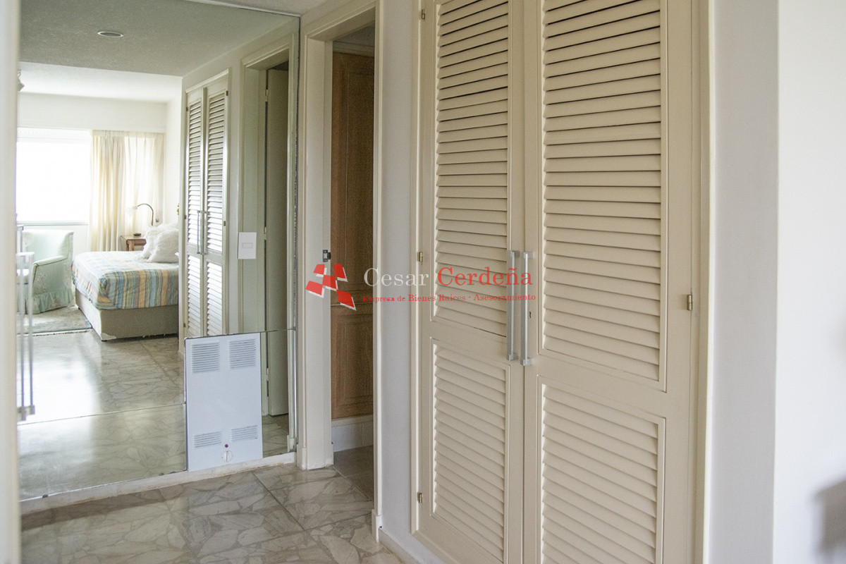 Apartamento ID.1995 - VENTA - Departamento de 3 dormitorios en venta frente al mar, torre emblematica
