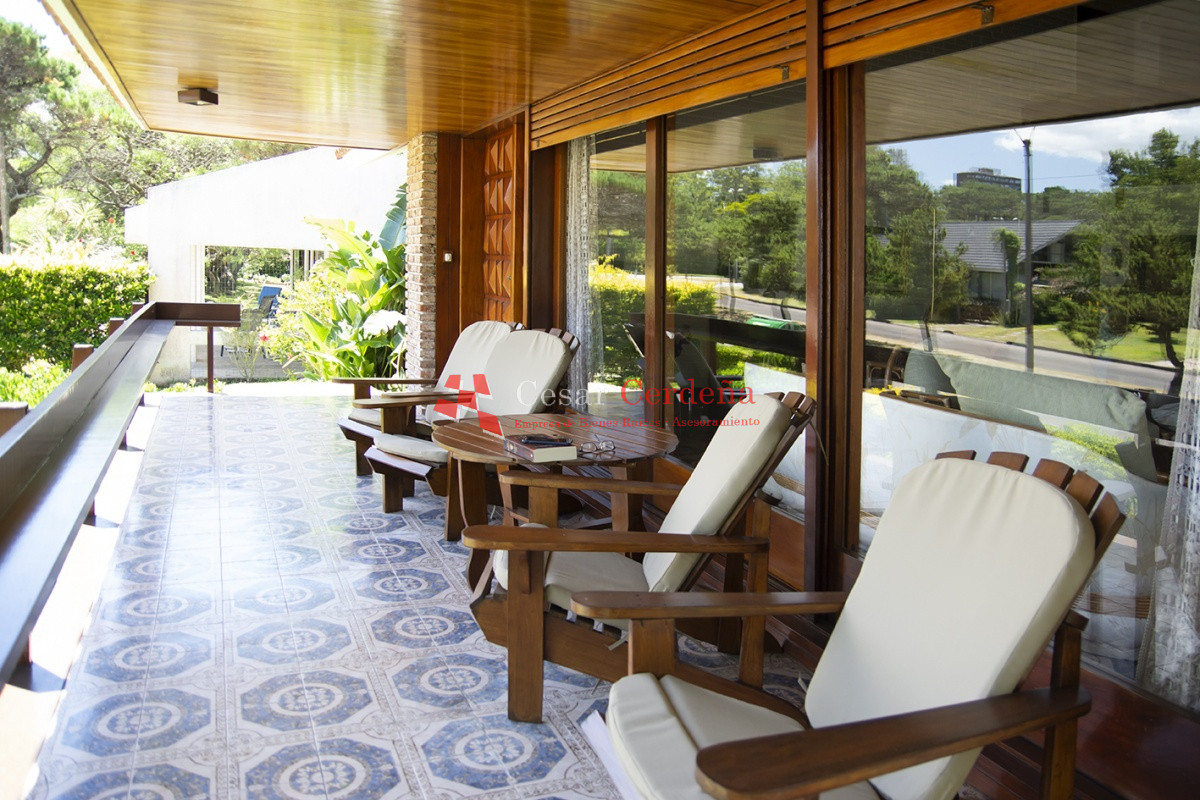 Casa ID.1814 - VENTA - Hermosa casa en venta a pocos metros del mar.