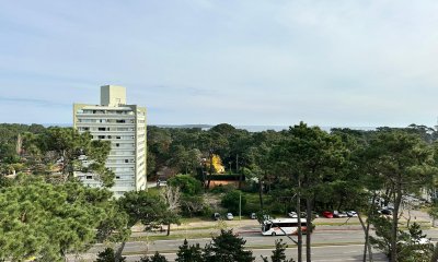 Apartamento de 1 dormitorio en Venta en Av. Roosevelt , Punta del este