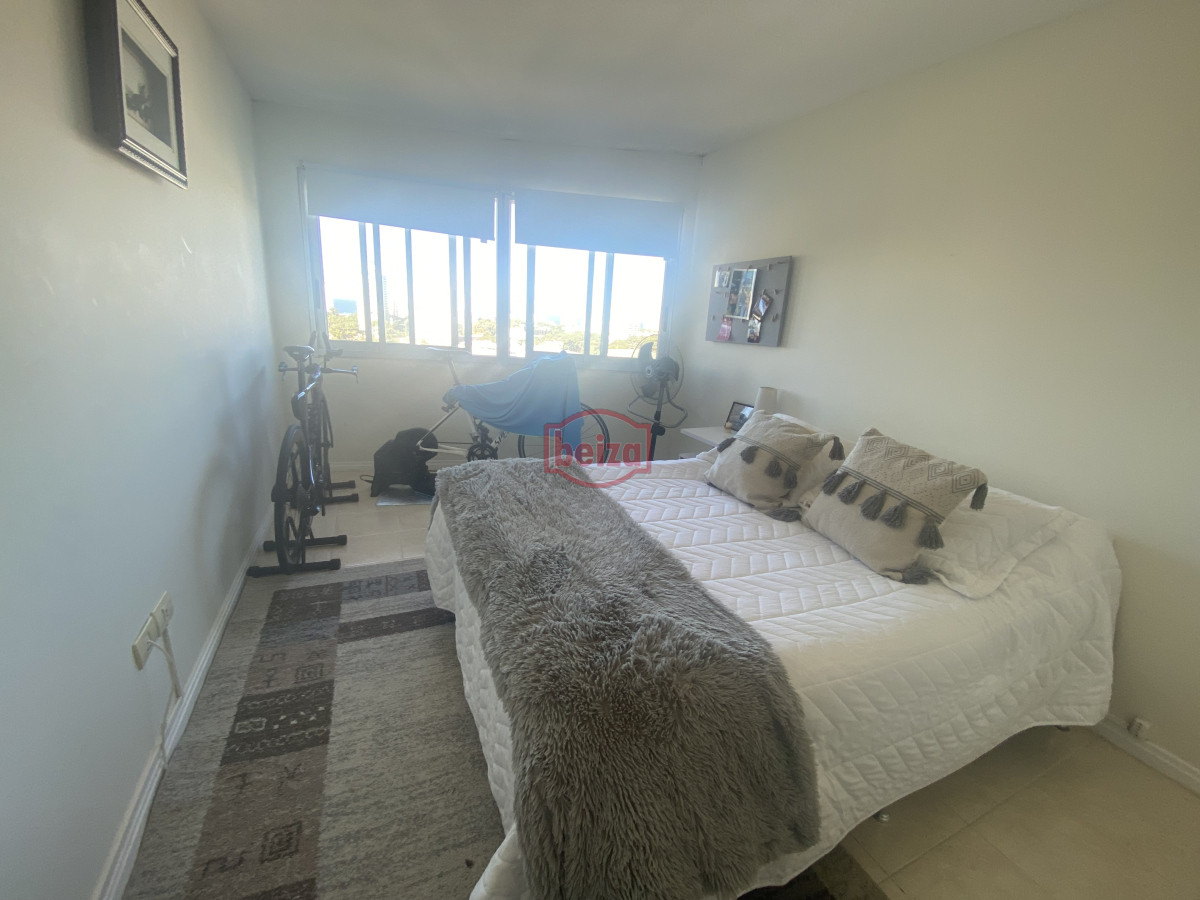 Apartamento ID.165643/APTO.-PISO-ALTO-EXCELENTE-TORRE-ROOSEVELT-CENTER- - Espectacular apartamento en el corazón de punta del este