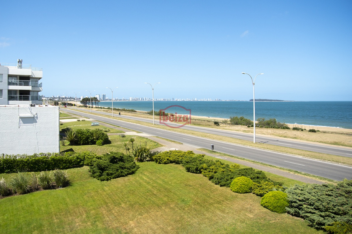 Apartamento ID.165407/Hermoso-departamento-en-playa-Brava,-edificio-Look-Brava - Espectacular departamento en Playa Mansa de 3 dormitorios frente al mar!