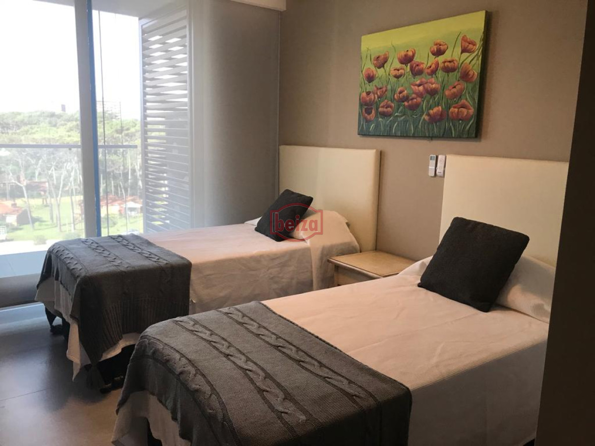 Apartamento ID.166727/Gran-oportunidad,-departamento-frente-al-mar-con-vista-a-la-bahia-en-venta.-Torre-Venetian. - Hermoso apartamento para alquiler frente al mar, Torre Venetian